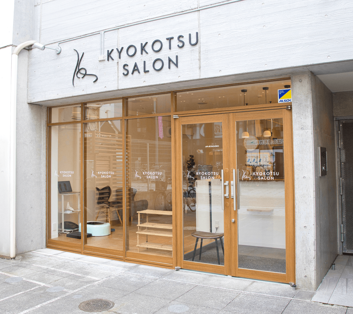 全国107店舗の実績