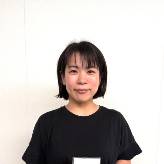 河上　亜衣子