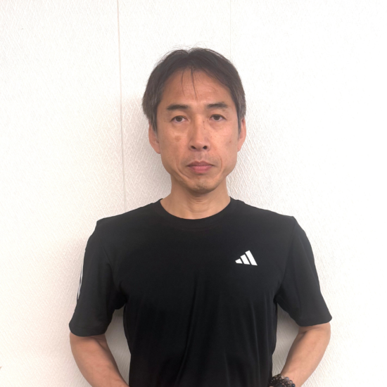 菊地　愁二