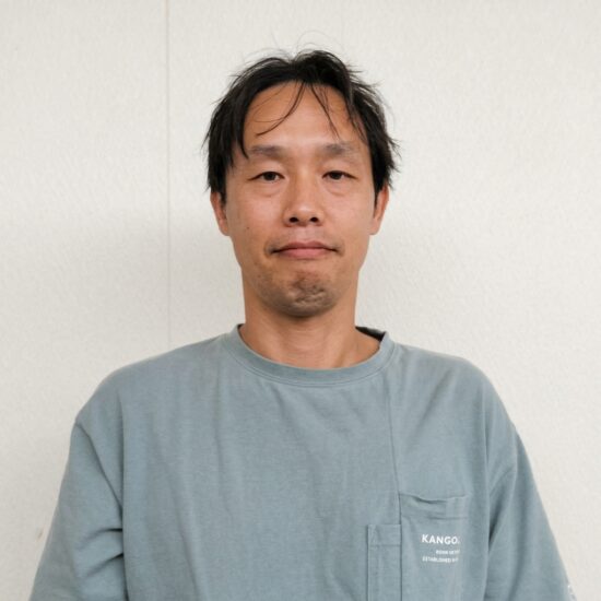廣重　隆志
